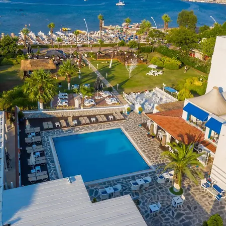 Casa & Blanca (adults Only) İçmeler